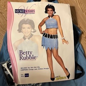 Vintage Secret Wishes Flinstones Betty Rubble Halloween costume NEVER WORN 2002